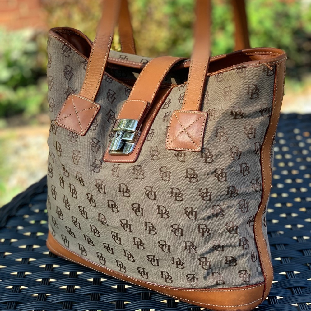 Vintage Dooney & Bourke DB canvas leather bag tote